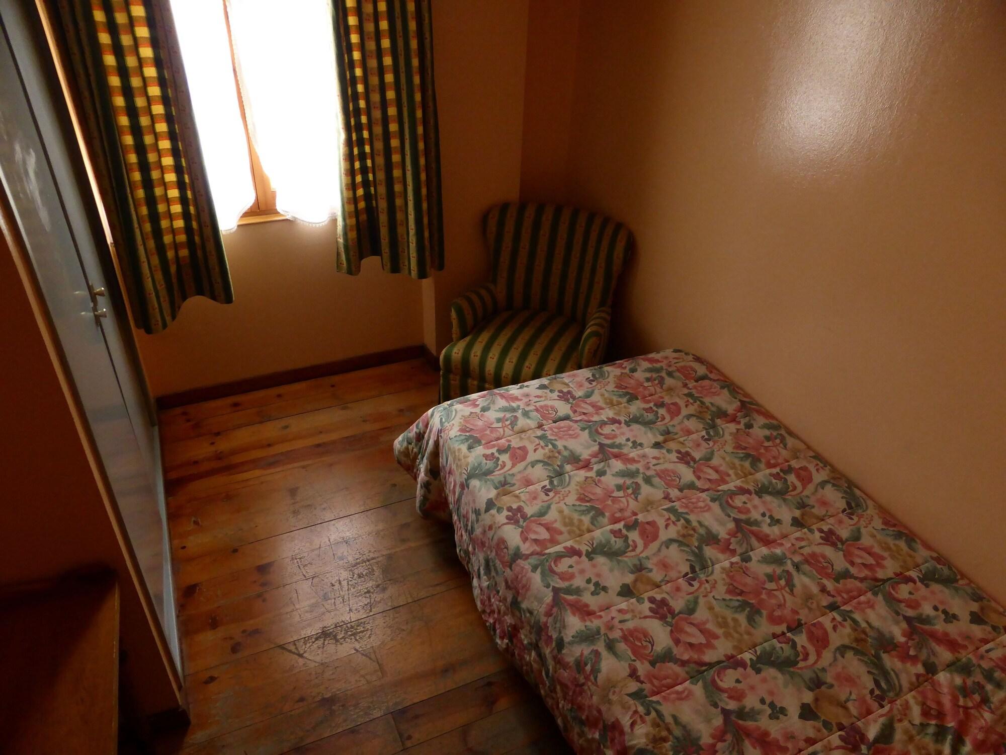 Hotel Hipic Веля Екстериор снимка