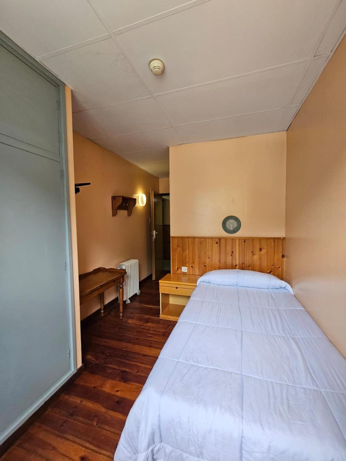 Hotel Hipic Веля Екстериор снимка