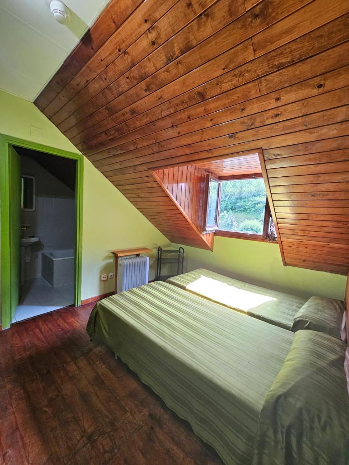 Hotel Hipic Веля Екстериор снимка