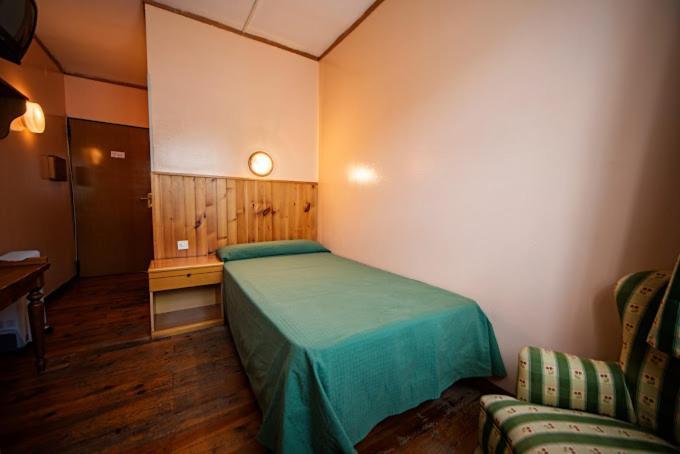 Hotel Hipic Веля Екстериор снимка