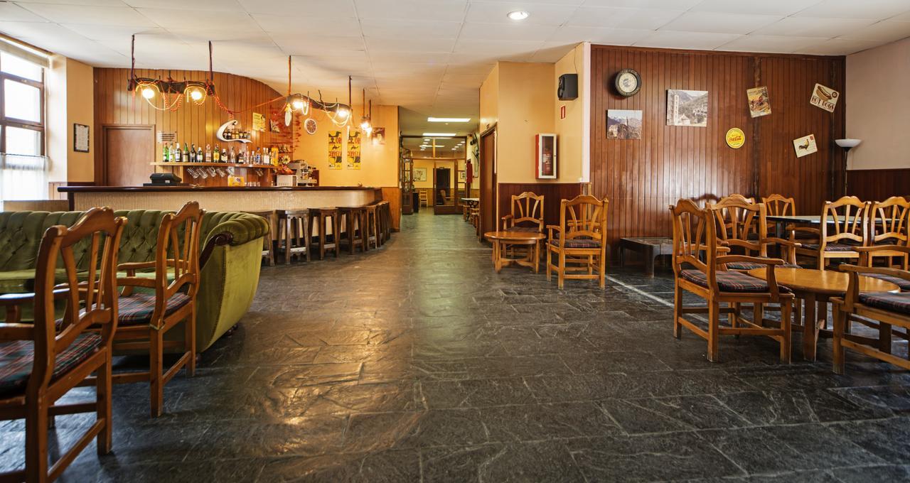 Hotel Hipic Веля Екстериор снимка